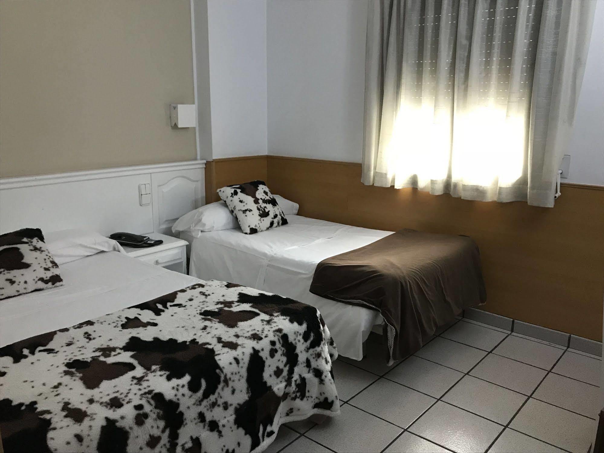 Hotel Pitiusa Андора ла Веля Екстериор снимка