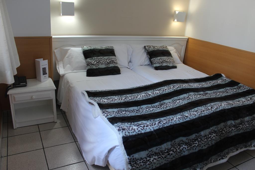 Hotel Pitiusa Андора ла Веля Екстериор снимка